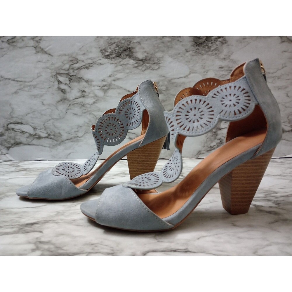 Charlotte Russe Light Blue Faux Suede Sandals High Heels  Eyelet Cutout Size 6